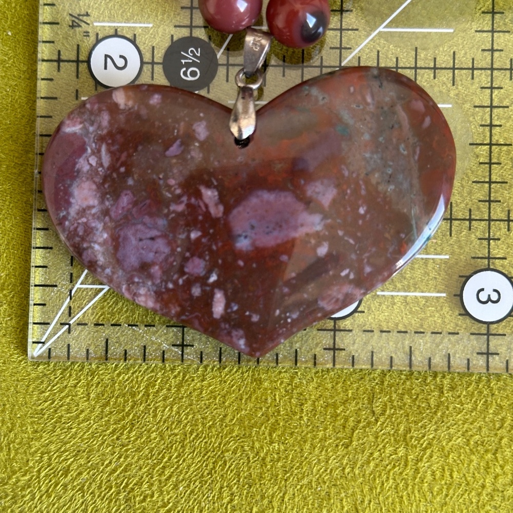 HEART Statement Pendant Necklace in 19KP, Marbled Red, Large Beads - Picture 2 of 10